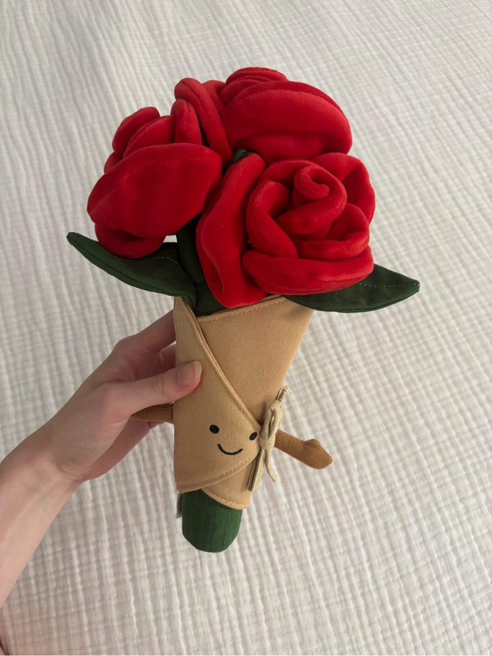 Jellycat Amusables Rose Bouquet - Picture 3 of 5